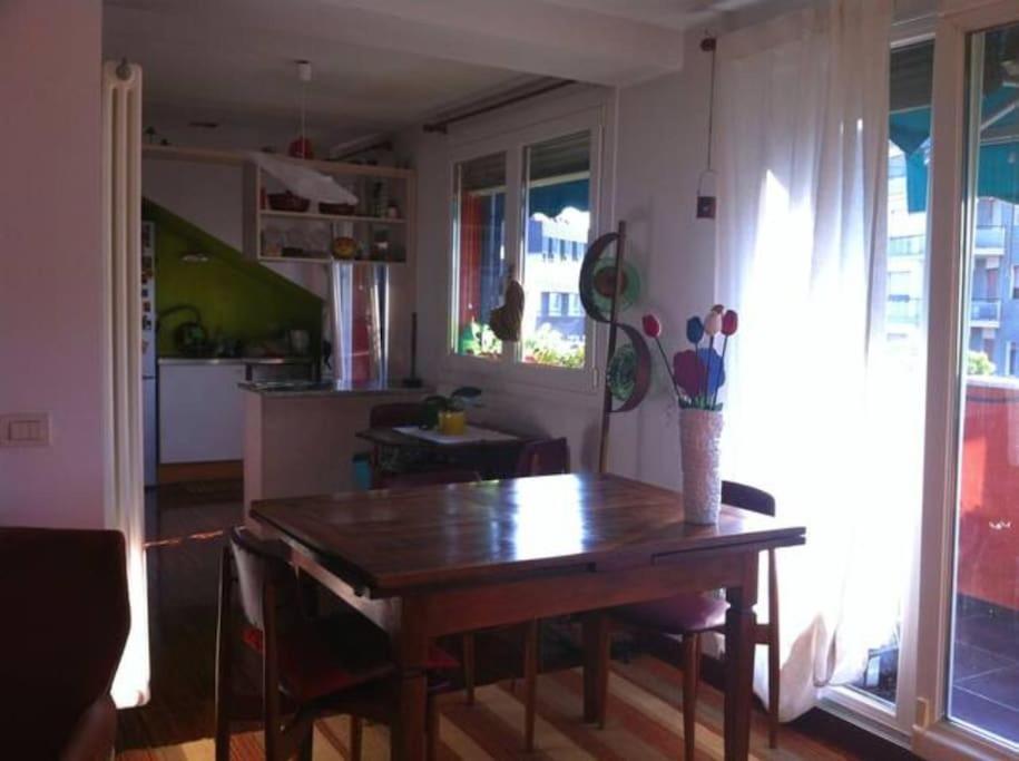 Quiet Cozy Attic Isola District Appartamento *